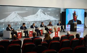 Hovsep Khurshudyan participated in the “Armenian Summit of Minds”